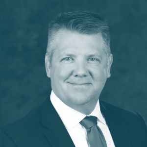 headshot of matt pontes